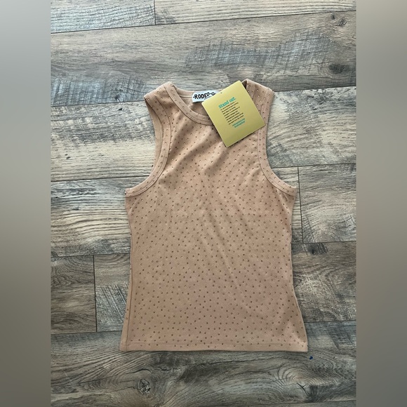 Rodeo Quincy Tops - New with tags rodeo Quincy bling tan tank top medium!